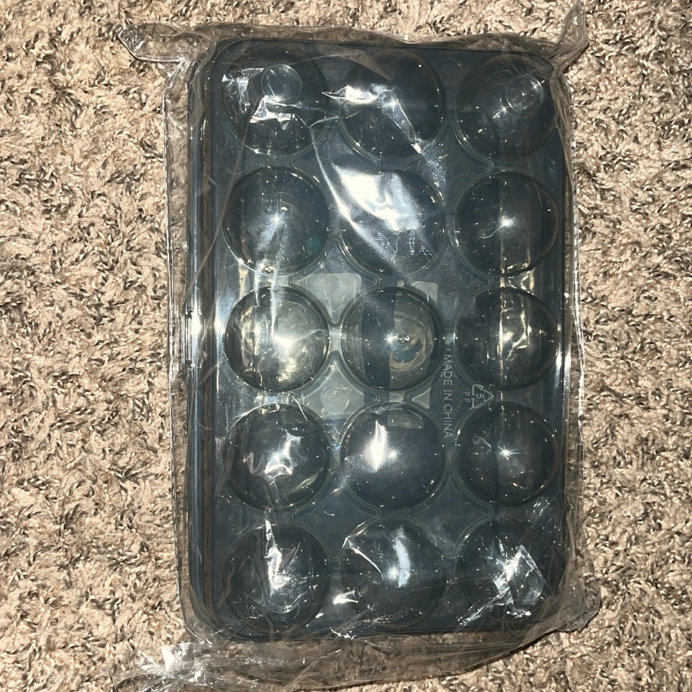 Egg holder